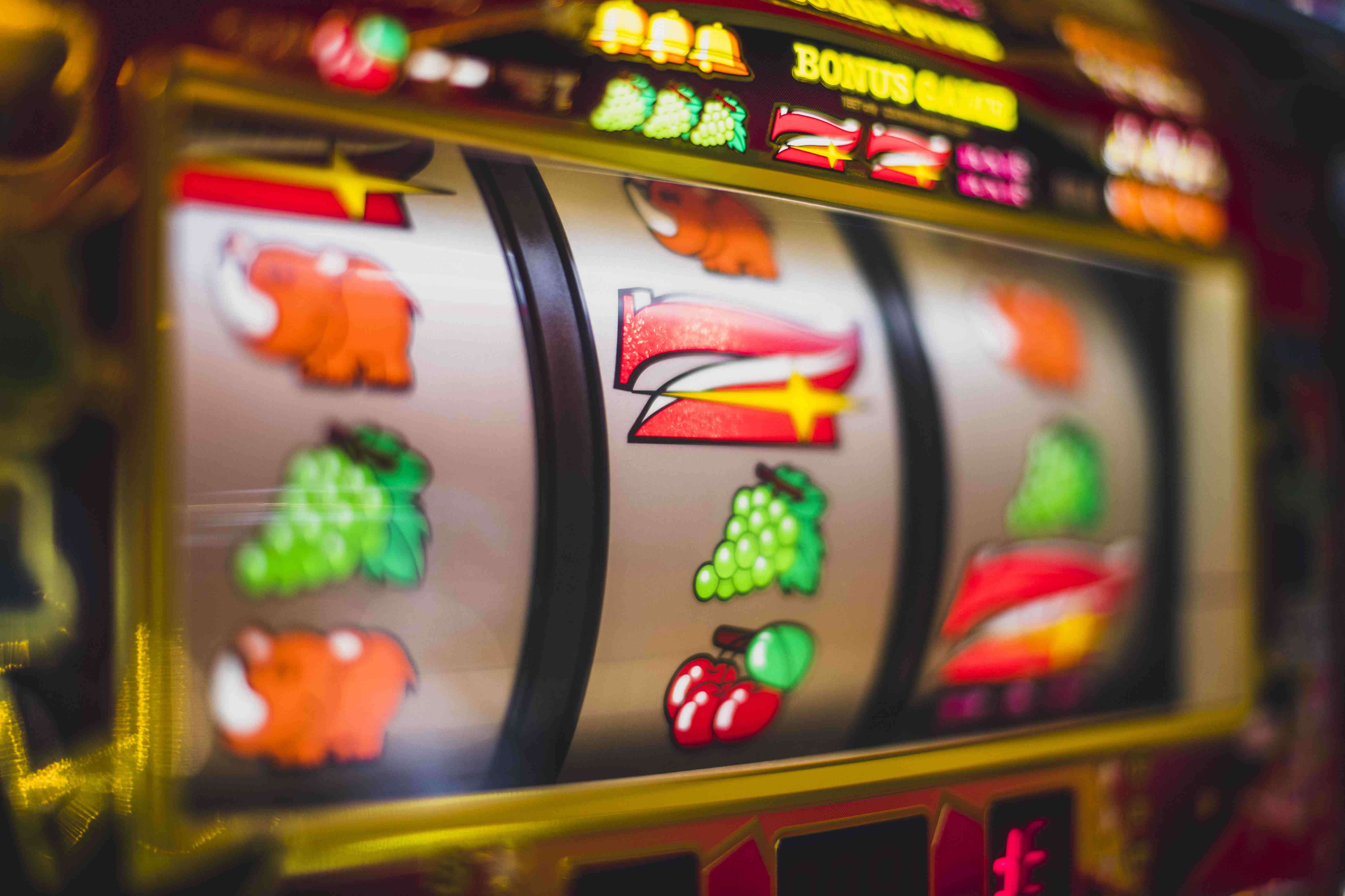 hul83 ekosistem permainan slot live casino olahraga lengkap dalam satu platform